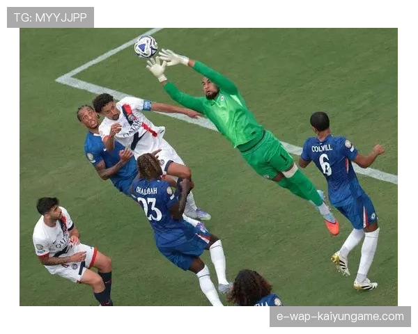 切尔西3–0完胜巴黎,夺得首届扩军版冠军